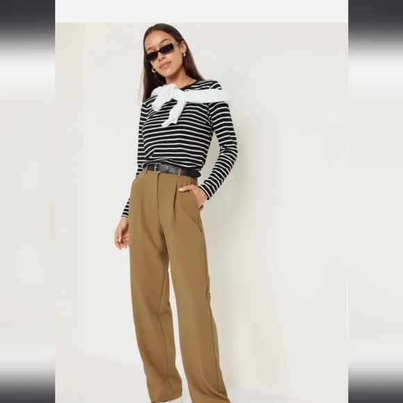 Old Navy Pants - Old Navy Ladies Tan Slacks